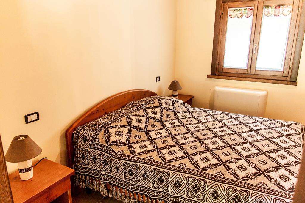 La Taverna Dei Briganti Hotell Cotronei Rum bild